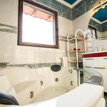 Villa Bonita Casa Suit, Porto Colom, Piscina, Ac, Wifi Y Netflix *