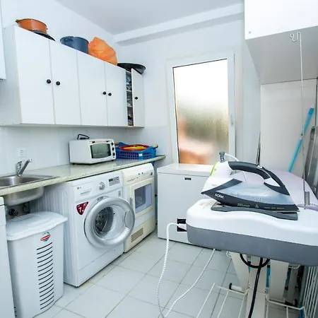 Villa Bonita Casa Suit, Porto Colom, Piscina, Ac, Wifi Y Netflix *